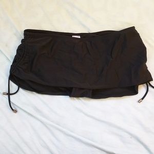 Black swim skirt